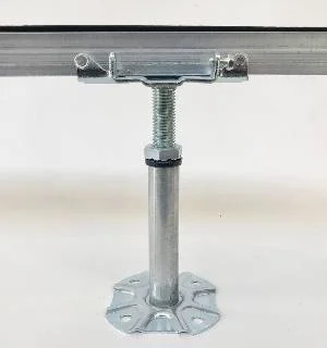 4ST Struttura per carichi molto elevati Struttura per pavimenti sopraelevati composta da colonnine e traverse tubolari passanti in acciaio zincato a sezione 25x50 mm e spessore 1mm. Indicata per carichi molto elevati.